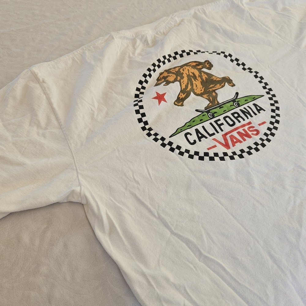 Vans California Republic Skating Brown Bear Skateboard XL Classic Fit T-Shirt - Picture 2 of 7
